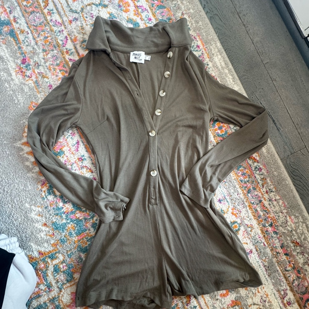 Princess Polly romper